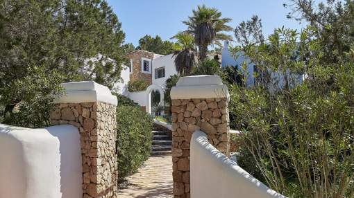 Unique Finca Style Home Witn Open Sea Views Unique Finca Style Home Witn Open Sea Views